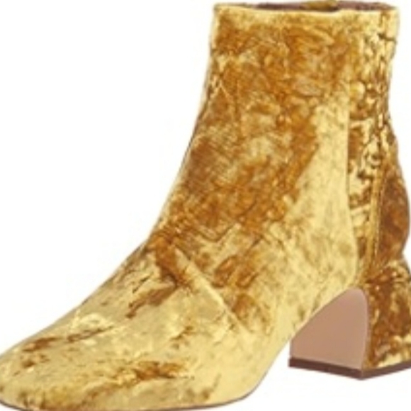 NEW Circus by Sam Edelman NY Ozzie Crushed Velvet Ankle Booties SZ 6 & 9.5 - Picture 4 of 15